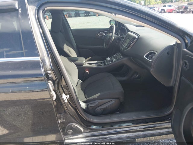Chrysler 200 Touring 2016 1C3CCCFB7GN196339 Image 5