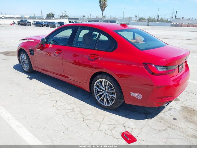 BMW 330e 2023 3MW39FF01P8D01595 Image 3