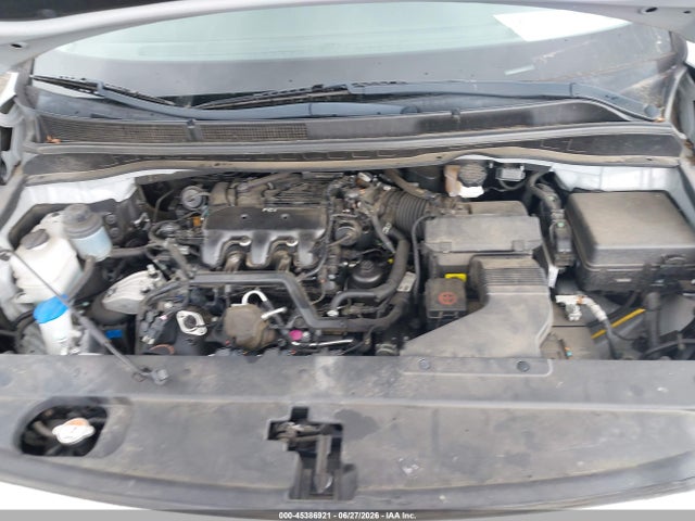 KIA Sedona L 2018 KNDMA5C10J6401515 Image 10