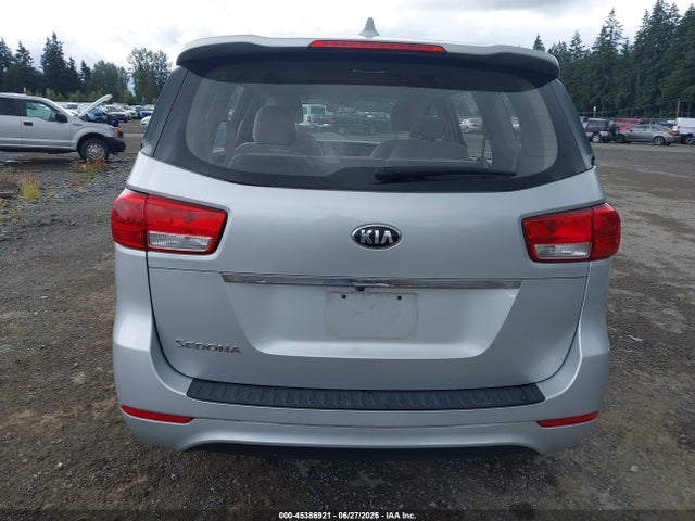 KIA Sedona L 2018 KNDMA5C10J6401515 Image 16
