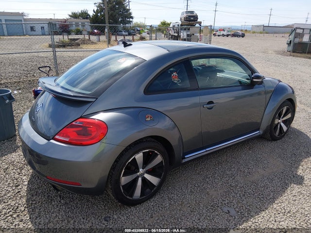 2013 Volkswagen Beetle 2.0t Turbo მანქანა იყიდება აუქციონზე, vin: 3VWVA7AT4DM621214, აუქციონის ნომერი: 45386922