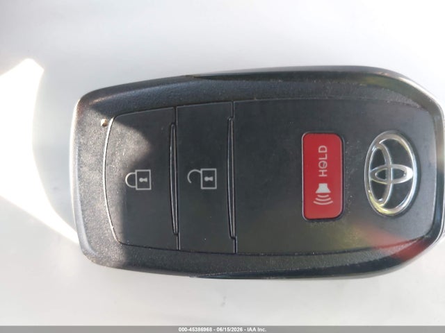 JTDACAAU1R3043499 Toyota PRIUS XLE