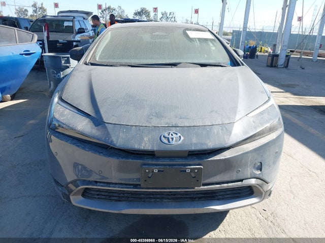 JTDACAAU1R3043499 Toyota PRIUS XLE