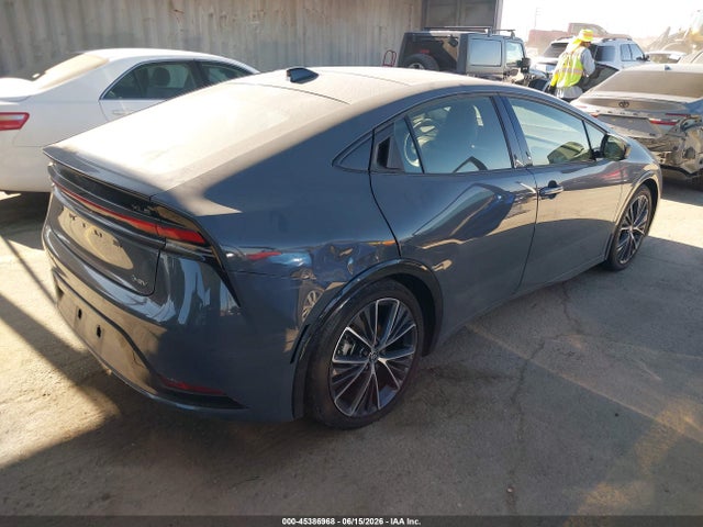 JTDACAAU1R3043499 Toyota PRIUS XLE