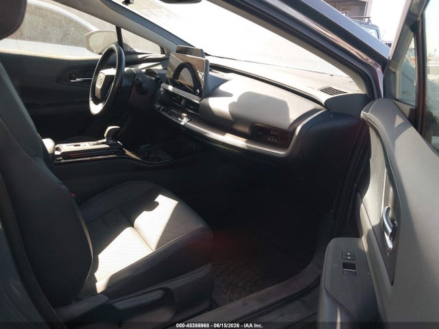 JTDACAAU1R3043499 Toyota PRIUS XLE