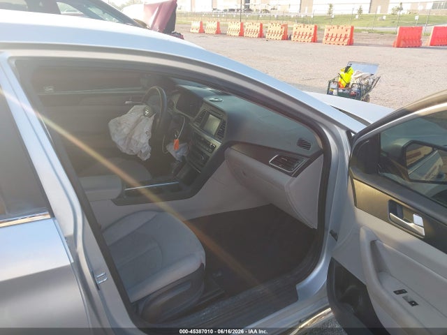 Auction sale of the 2016 Hyundai Sonata Sport, vin: 5NPE34AF6GH268054, lot number: 45387010