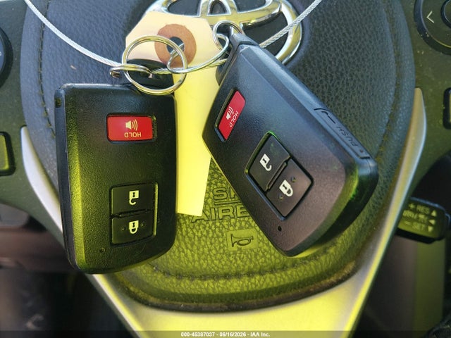 Toyota Rav4 Xle 2018 2T3RFREV3JW715737 Image 11