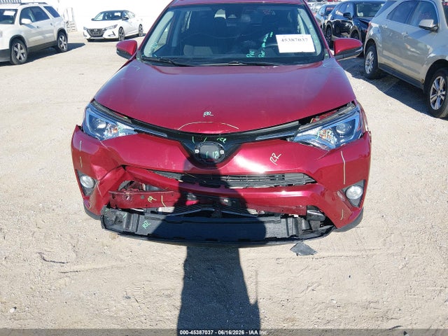 Toyota Rav4 Xle 2018 2T3RFREV3JW715737 Image 18