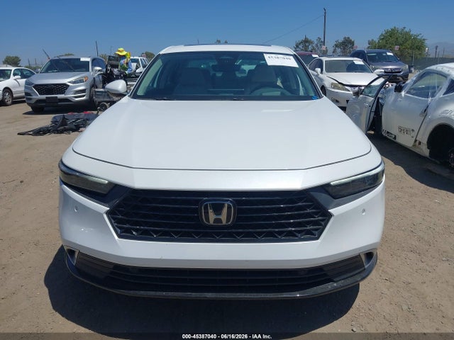 1HGCY2F8XPA044107 Honda Accord Hybrid Touring