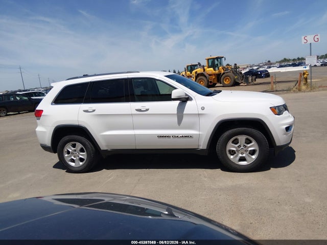 1C4RJFAGXHC891444 Jeep Grand Cherokee Laredo 4x4