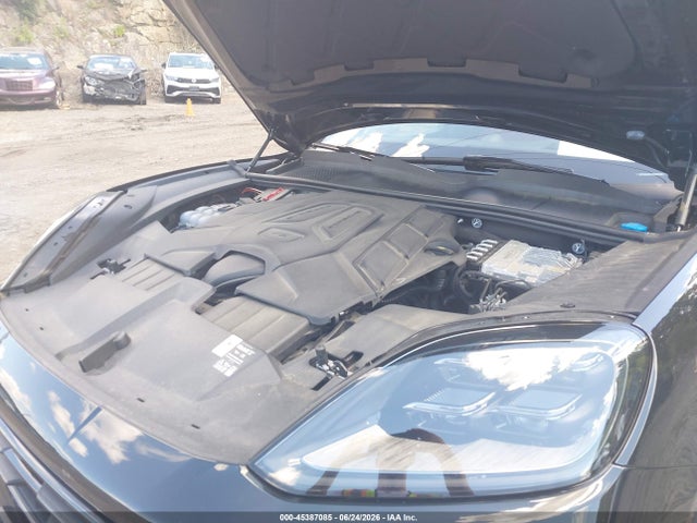45387085 :رقم المزاد ، WP1BA2AY1SDA29328 vin ، 2025 Porsche Cayenne Coupe مزاد بيع