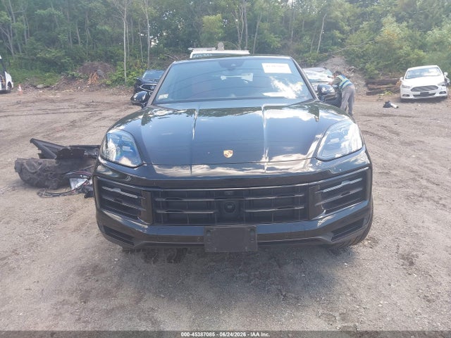 45387085 :رقم المزاد ، WP1BA2AY1SDA29328 vin ، 2025 Porsche Cayenne Coupe مزاد بيع