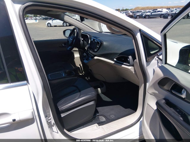 2C4RC1S7XRR126934 Chrysler Pacifica Hybrid Select