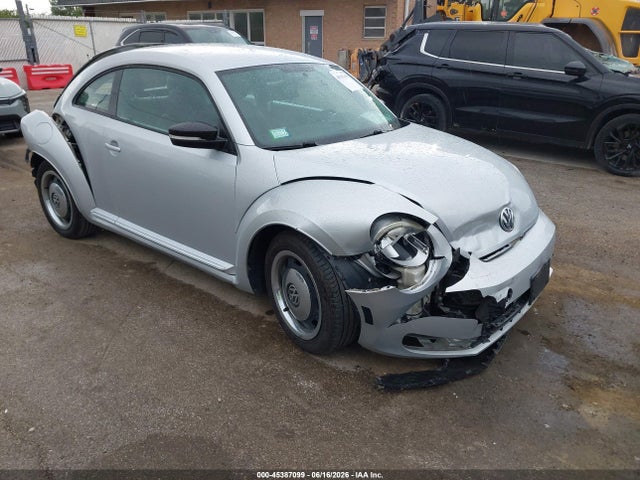 2012 Volkswagen Beetle 2.5l მანქანა იყიდება აუქციონზე, vin: 3VWJX7AT2CM608148, აუქციონის ნომერი: 45387099