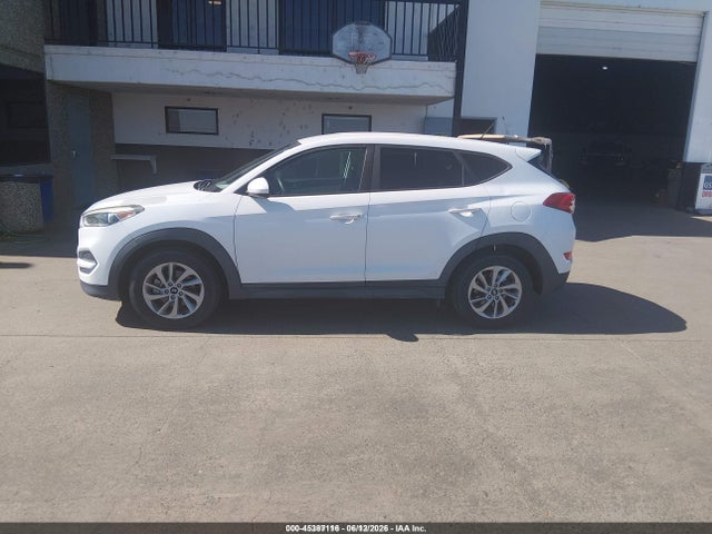 Hyundai TUCSON SE 2018 KM8J23A43JU712526 Image 14