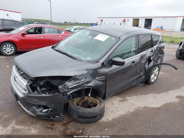 Ford ESCAPE SE 2017 1FMCU0GD6HUB01781 Image 2