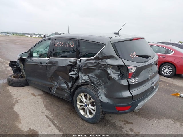 Продажа на аукционе авто 2017 Ford Escape Se, vin: 1FMCU0GD6HUB01781, номер лота: 45387142