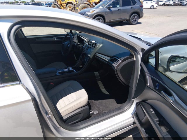 3FA6P0UU6JR101179 Ford Fusion Hybrid S