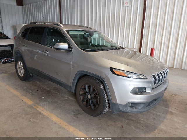 45387153 :رقم المزاد ، 1C4PJLCB1HD219063 vin ، 2017 Jeep Cherokee Latitude Fwd مزاد بيع