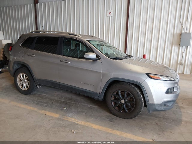 Продажа на аукционе авто 2017 Jeep Cherokee Latitude Fwd, vin: 1C4PJLCB1HD219063, номер лота: 45387153
