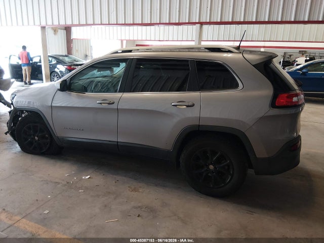Продажа на аукционе авто 2017 Jeep Cherokee Latitude Fwd, vin: 1C4PJLCB1HD219063, номер лота: 45387153