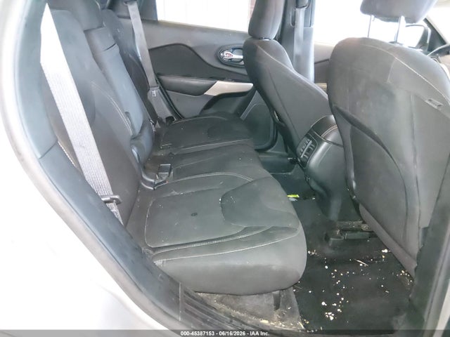 Продажа на аукционе авто 2017 Jeep Cherokee Latitude Fwd, vin: 1C4PJLCB1HD219063, номер лота: 45387153