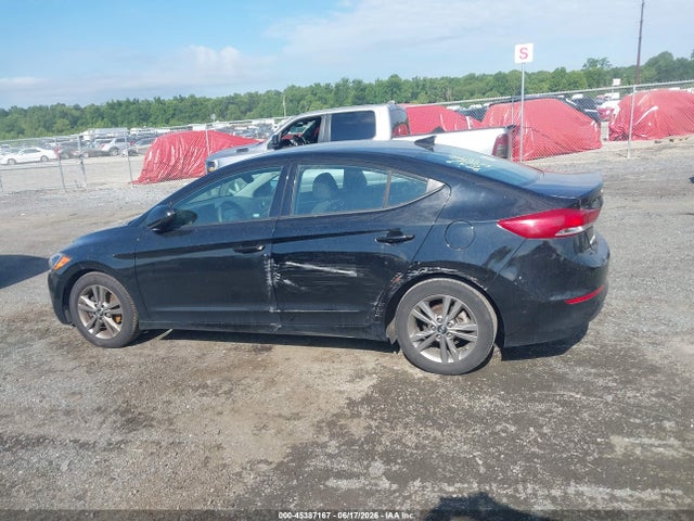 Продажа на аукционе авто 2018 Hyundai Elantra Sel, vin: 5NPD84LF6JH371654, номер лота: 45387167