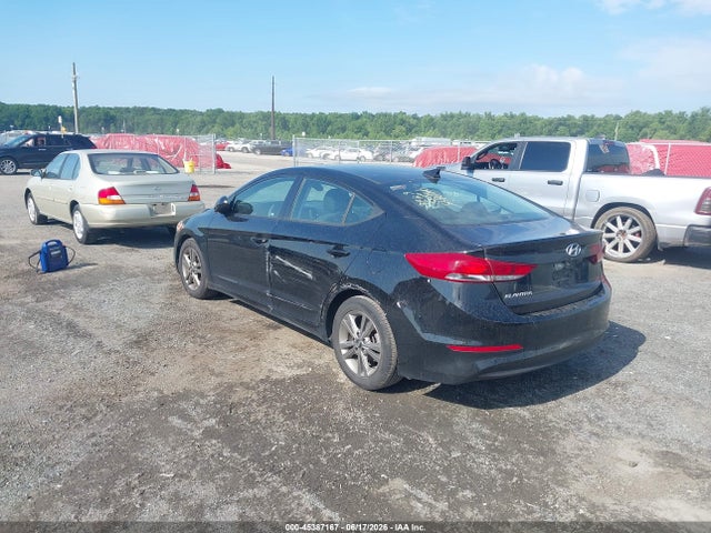 Продажа на аукционе авто 2018 Hyundai Elantra Sel, vin: 5NPD84LF6JH371654, номер лота: 45387167