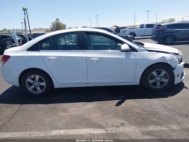 1G1PC5SBXE7445466 Chevrolet Cruze 1lt Auto