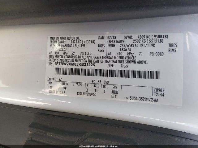 Ford Transit-350 2018 1FTBW2XM8JKB31226 Image 9