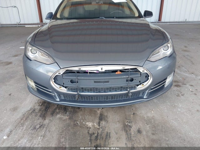 Продаж на аукціоні авто 2013 Tesla Model S Performance, vin: 5YJSA1CP8DFP26068, номер лоту: 45387220