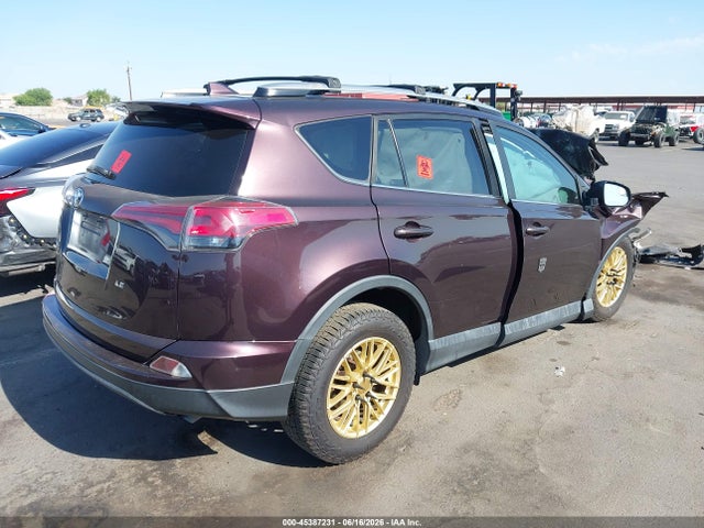 Toyota RAV4 LE 2018 2T3ZFREV3JW433663 Image 4