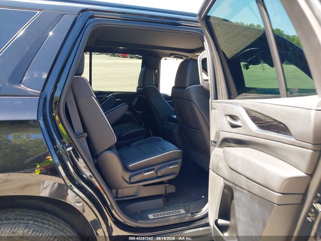 45387242 :رقم المزاد ، 1GYS4FKL2NR177394 vin ، 2022 Cadillac Escalade 4wd Sport مزاد بيع