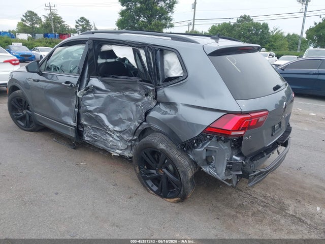 Продажа на аукционе авто 2024 Volkswagen Tiguan 2.0t Se R-line Black, vin: 3VV8B7AX8RM060637, номер лота: 45387243