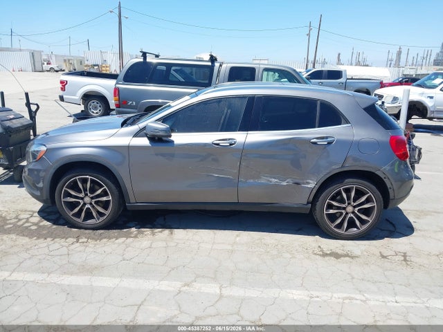 45387252 :رقم المزاد ، WDCTG4GB8HJ352346 vin ، 2017 Mercedes-benz Gla 250 4matic مزاد بيع