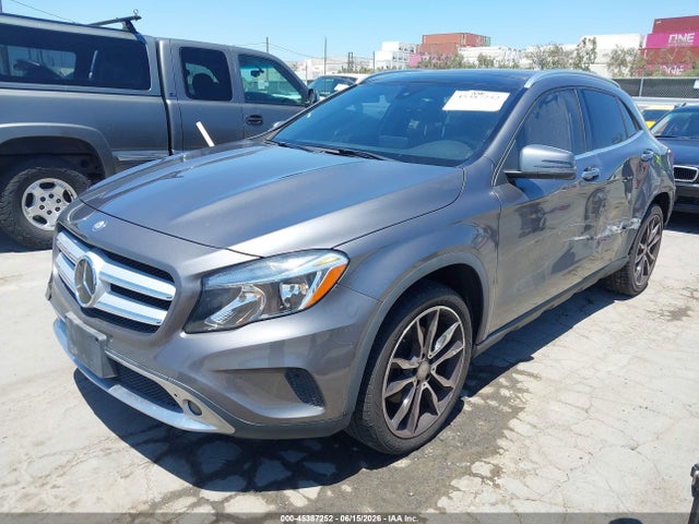 45387252 :رقم المزاد ، WDCTG4GB8HJ352346 vin ، 2017 Mercedes-benz Gla 250 4matic مزاد بيع
