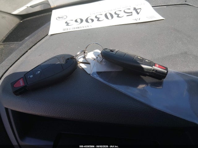 RAM 1500 Tradesman 2016 1C6RR7KG0GS362612 Image 11