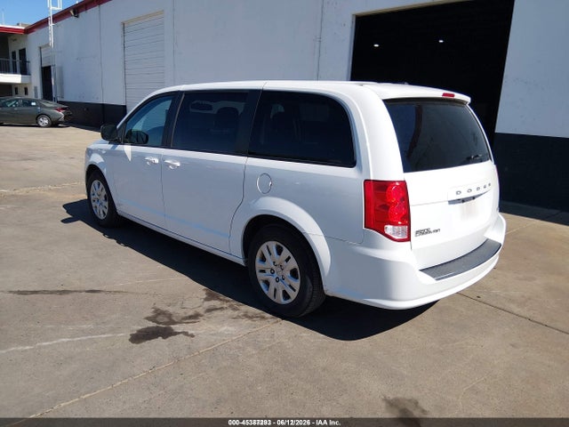 Dodge Grand Caravan Se 2018 2C4RDGBG1JR288732 Image 3