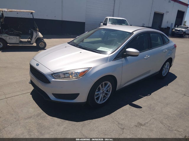 Ford FOCUS SE 2018 1FADP3F23JL328607 Image 2