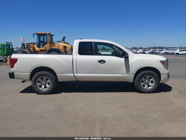 1N6AA1CCXPN117883 Nissan Titan King Cab S 4x4