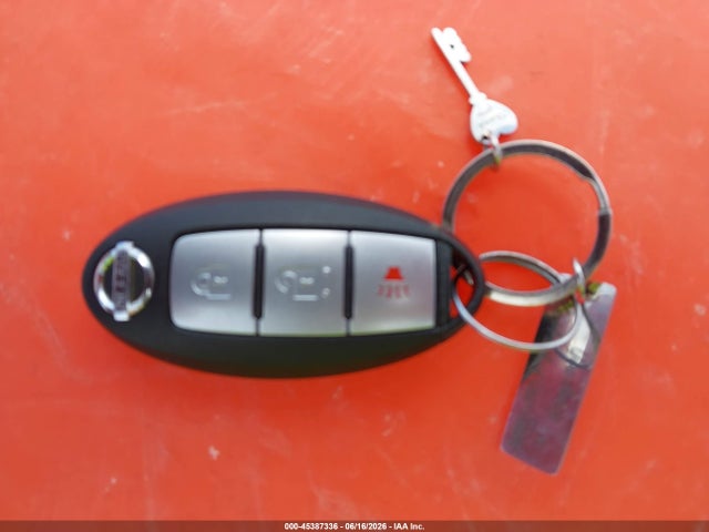 JN1BJ1CR8JW286655 Nissan Rogue Sport Sv