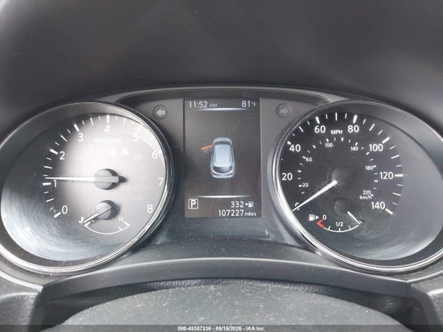 JN1BJ1CR8JW286655 Nissan Rogue Sport Sv