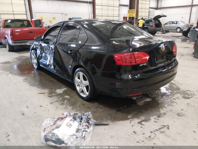 2014 Volkswagen Jetta 2.0l S მანქანა იყიდება აუქციონზე, vin: 3VW1K7AJ2EM437644, აუქციონის ნომერი: 45387339