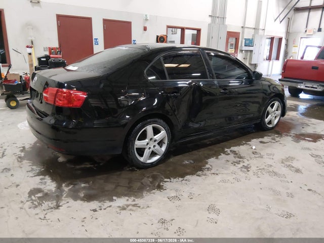 2014 Volkswagen Jetta 2.0l S მანქანა იყიდება აუქციონზე, vin: 3VW1K7AJ2EM437644, აუქციონის ნომერი: 45387339