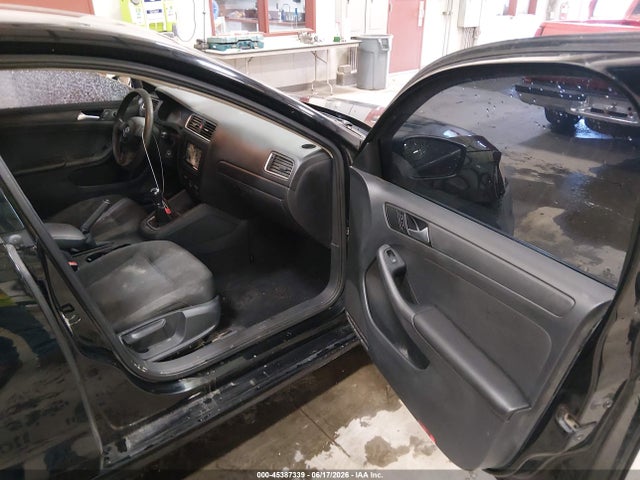 2014 Volkswagen Jetta 2.0l S მანქანა იყიდება აუქციონზე, vin: 3VW1K7AJ2EM437644, აუქციონის ნომერი: 45387339