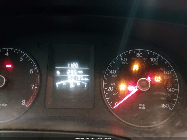2014 Volkswagen Jetta 2.0l S მანქანა იყიდება აუქციონზე, vin: 3VW1K7AJ2EM437644, აუქციონის ნომერი: 45387339
