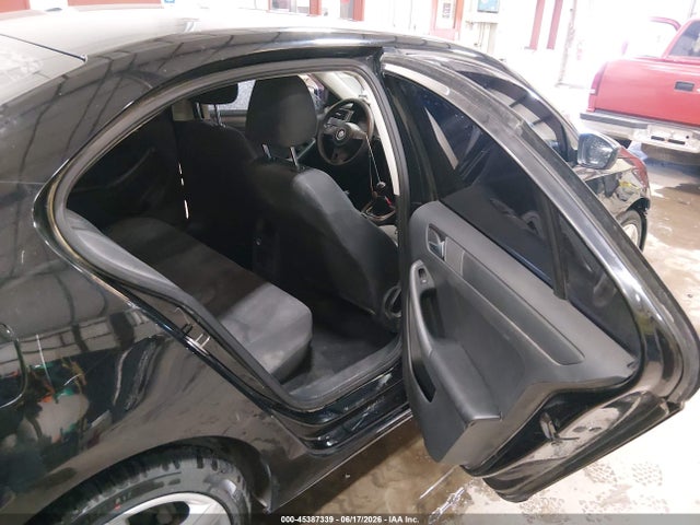 2014 Volkswagen Jetta 2.0l S მანქანა იყიდება აუქციონზე, vin: 3VW1K7AJ2EM437644, აუქციონის ნომერი: 45387339