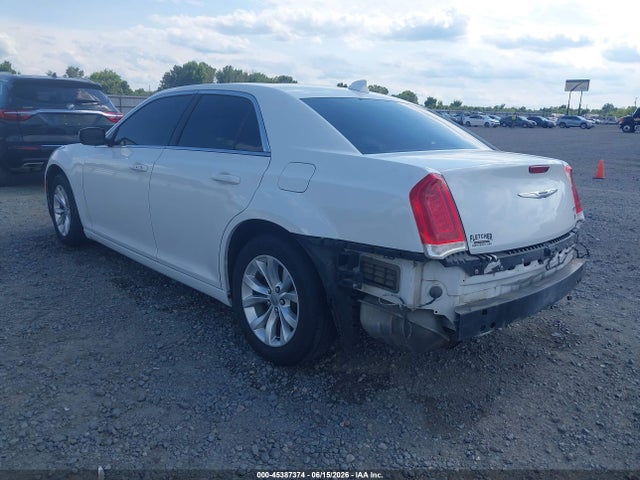 2016 Chrysler 300 Anniversary Edition მანქანა იყიდება აუქციონზე, vin: 2C3CCAAG5GH212456, აუქციონის ნომერი: 45387374
