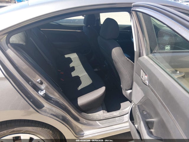 5NPD74LF6KH478241 Hyundai ELANTRA SE