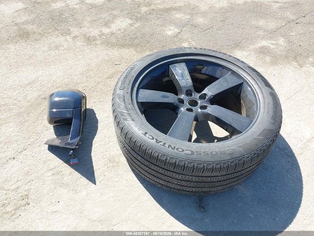SALEJEEX4P2240021 Land Rover Defender 110 S